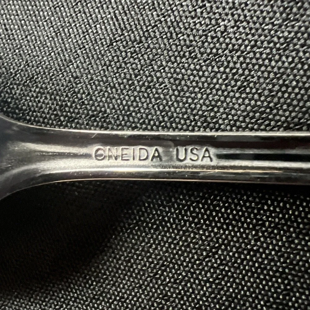 4‎ - Oneida BANCROFT Glossy Stainless USA Flatware 7